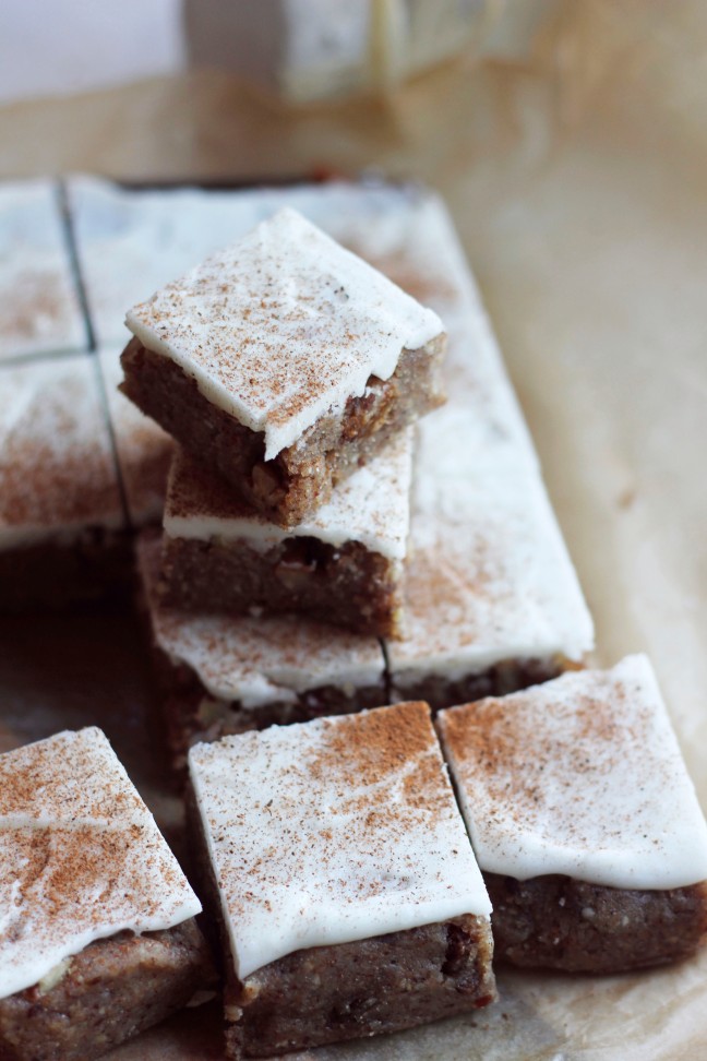 Raw Cinnamon Roll Bites - CHOSEFRi clean eating recipes for everyone, naturally sweet